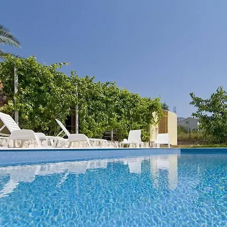 Eden House With Private Pool And Vineyard Holiday home Kastela