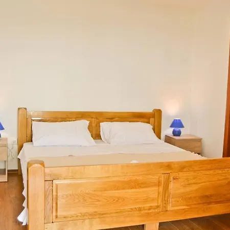 Holiday home Eden House With Private Pool And Vineyard